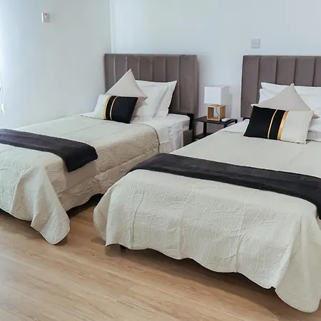 Chic 3 Bedroom Apt - Tourist Area Collection