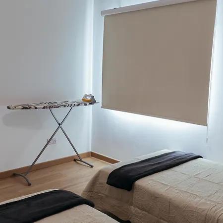 Chic 3 Bedroom Apt - Tourist Area Collection Apartment